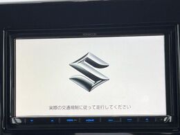 【ナビゲーション】目的地までしっかり案内してくれる使いやすいナビ。Bluetooth接続すればお持ちのスマホやMP3プレイヤーの音楽を再生可能！毎日の運転がさらに楽しくなります！！