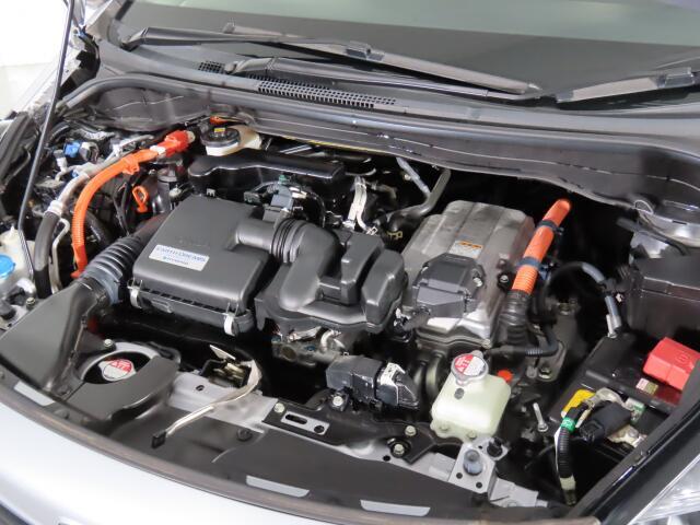 エンジンルームもきれいですよ。機関機構系も良好です。納車前に点検整備も行います。エンジンオイル・オイルフィルター・エアコンフィルター・ワイパーゴムは必ず交換致します（エアコンフィルターは、装着車のみ）