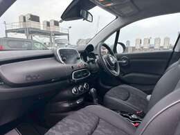 私たちは、お客様のこだわりに合った“世界にひとつ”だけの特別な車をご提案します。ジースクエア=車のあるライフスタイルを演出するセレクトショップです。