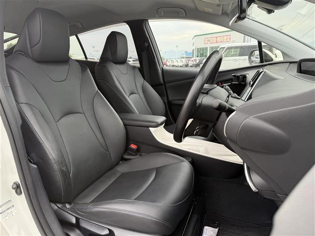 【全国納車可能】オンラインでの商談も承っております！ローンの審査や購入手続きまでオンラインで完結できます！詳しくはお電話にてお気軽にご相談ください！