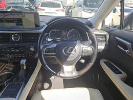 ハンドルの画像です。店舗にて現車の確認もいただけますので、お電話で在庫のご確認の上是非ご来店くださいませ！！！