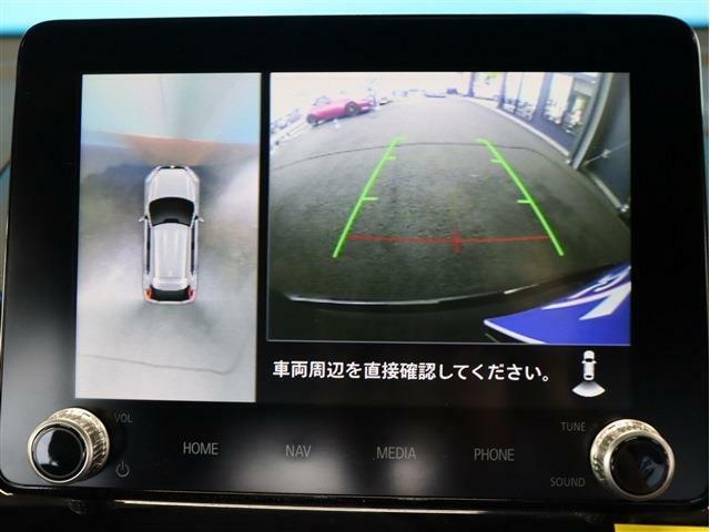 【アラウンドビューモニター】アラウンドビューモニターは真上から見下ろした様に車の周囲を表示することで、駐車時の安全性と利便性を高めます。