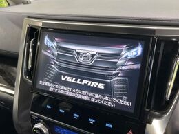 【純正10型ナビ】人気の純正ナビを装備。オーディオ機能も充実しており、Bluetooth接続すればお持ちのスマホやMP3プレイヤーの音楽を再生可能！毎日の運転がさらに楽しくなります！！
