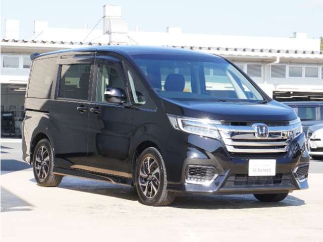 ホンダカーズ認定中古車では、厳しいHonda認定基準をクリアした厳選されたHonda認定中古車のみ、取り扱っております。「ご購入前の安心」「納車後の信頼」を車両と一緒に提供しております。