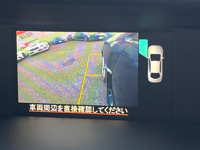 【サイドカメラ】停車・駐車時に死角になりがちな運転席から見えづらい部分の障害物を確認できます！雨天時や夜間などは特に活躍してくれるアイテムです。
