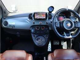 BMW、メルセデス、アウディといったドイツのプレミアムブランドをはじめとした、各種輸入車ブランドを同時に比較することができます。