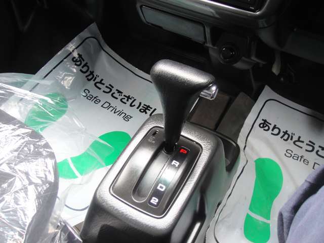 オートマ車なので運転も楽々！！