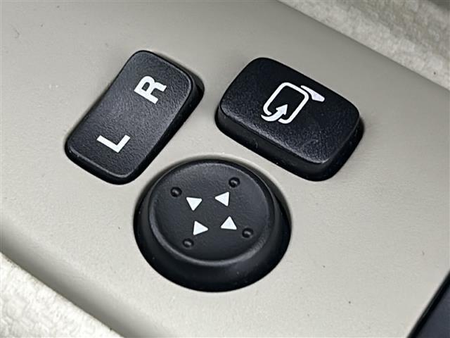 店頭販売もしておりますので、先に在庫が無くなってしまうこともございます。気になる車はまずはお問い合わせください！