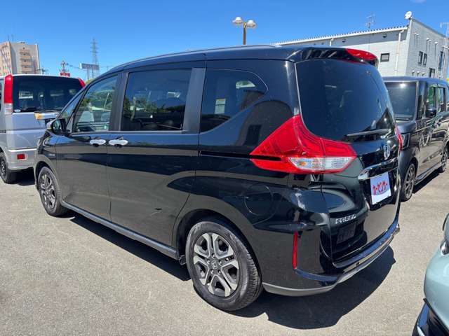 お客様が長く、安心して乗ることができる車を販売することを心がけております。