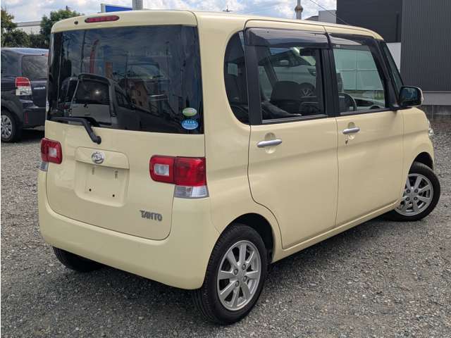 お支払い方法は、現金の他、オートローンやクレジットカード決済も行っております。お気軽にスタッフにお問い合わせください。