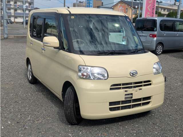 当店では「車両価格」＋「諸費用」という分かりにくい表示はせず、展示車の価格表示をすべて「支払総額」にしております。安心してご来店下さい。