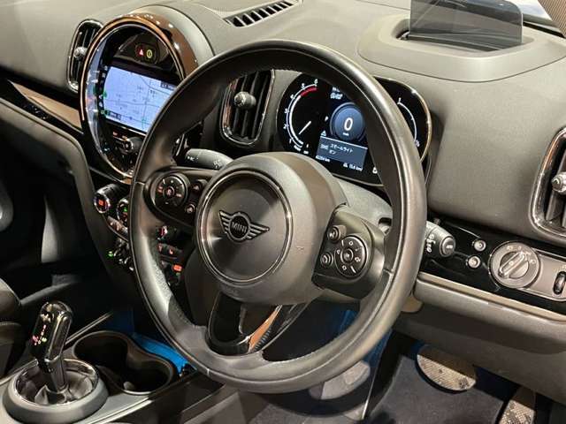 コンセプトは【五感で較べる】。お気軽にスタッフにお尋ね下さい！