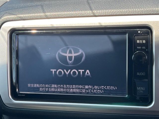 【純正ナビ】人気の純正ナビを装備。オーディオ機能も充実しており、Bluetooth接続すればお持ちのスマホやMP3プレイヤーの音楽を再生可能！毎日の運転がさらに楽しくなります！！