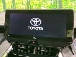 【12.3インチワイドナビ】高級感とインパクトのある大型ワイドナビを装備。各種オーディオ操作はもちろん、横長ワイド画面でのマップ2分割表示など、利便性も高いナビです♪