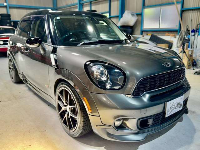 オートローン、各種クレジットカード等承っております。新車年率2.9％から頭金無し、支払い回数最長120回まで取り扱い可能です♪お客様にあったお支払い方法でご提案させて頂きます！