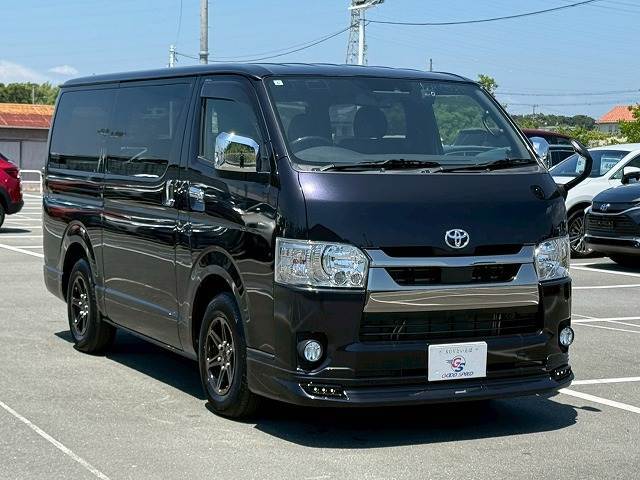 お問い合わせは053-445-4092まで。専門店だからこその知識・経験豊富な、熟練したスタッフ達が、お客様に適した一台をご案内致します。