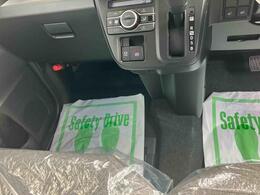 消耗部品を交換するなど法定12ヶ月点検相当の点検・整備を実施いたします。