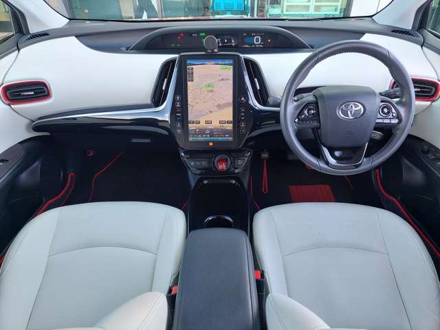 【インパネ全体】『インパネ全体』の画像になります。写真の内容に関してご不明点、ご質問等がございましたらお気軽にガリバー店舗までお問い合わせください。