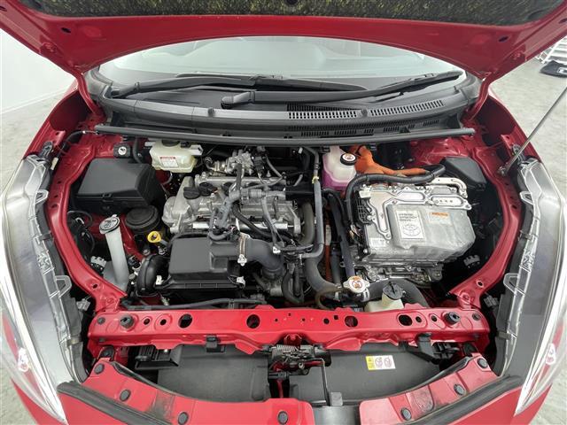 【エンジンルーム】エンジンの調子は良好です！ご納車前にはしっかりとオイル交換・その他油種類の点検補充をさせて頂きます。また、ガリバーでは修復歴のある車は販売いたしません。