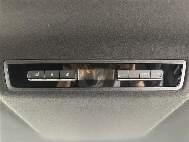 ◆気になる車はお電話やメールで当店にお問い合わせください！なお、お電話での在庫の取り置きはできません。ご来場の際は、商談が重なる事が増えていますので事前に在庫有無をご確認ください！！◆