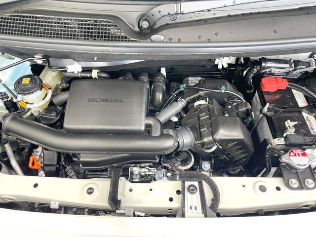 親切・丁寧な専門メカニックスタッフが応対！・車検・点検整備・事故等の修理などアフターサービスも安心。お車のカスタマイズもネクステージのサービススタッフまでご相談ください！
