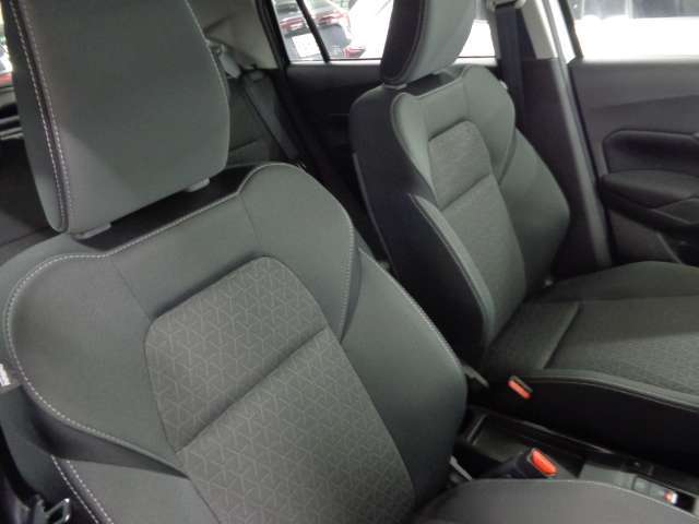 在庫車は店舗を移動している場合がございますので、御来店前に在庫の確認をして頂きます事をお勧めいたしております。