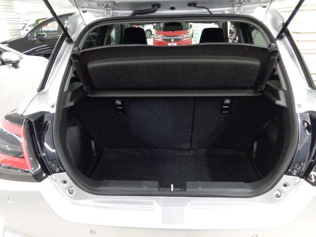 オートベル東バイパス店・オートベル浜線バイパス嘉島店・オートベルサンロードシティ人吉店の熊本県下3店舗に総在庫常時800台以上を展示しております。