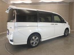 車輌の画像を20枚掲載させて頂きましたが、わかりにくい部分はございませんか？お見積もりやお車の状態や装備、ご購入方法等ご案内できますので、サイト専用の在庫確認・見積もり依頼（無料）をご利用下さいませ。