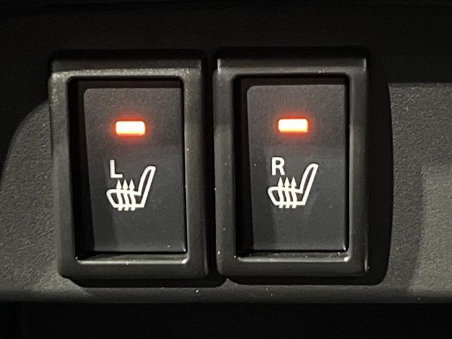 【シートヒーター】寒い日に重宝するシートヒーター！エアコンより早く温まってくれるので寒がりの人も安心ですね♪エアコンの温風は乾燥するから苦手、という方にもをおすすめです。