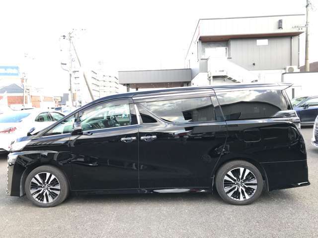 お支払いは、オートローンも取り扱いいたしております。お支払いのシュミレーションも可能！お申込みは、審査時間が短く、手続きが簡単！審査に不安な方も一度ご来店いただきご相談ください。ご来店お待ちしてます！