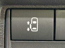 【パワースライドドア】スマートキーや運転席のスイッチでスライドドアの開閉が可能♪電動だから力を入れてドアを開ける必要が無く、小さいお子様でも、重い荷物を持っている時もラクに開け閉めできます♪