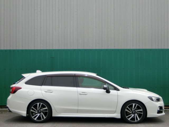 ☆自動車任意保険（三井住友海上）同時加入頂ければ、もれなくフロントガラス3面撥水コートもしくは希望ナンバーサービス中☆