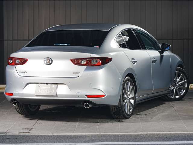 MAZDA3セダン1500cc