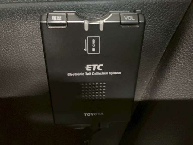 【ETC】高速道路の料金所をストレスなく通過！話題のスポットやサービスエリアに多い「スマートIC」利用時は必須のアイテムです。当店でセットアップを実施、ご納車当日からすぐにご利用いただけます！