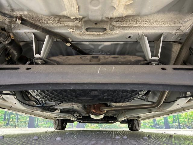 親切・丁寧な専門メカニックスタッフが応対！・車検・点検整備・事故等の修理などアフターサービスも安心。お車のカスタマイズもネクステージのサービススタッフまでご相談ください！