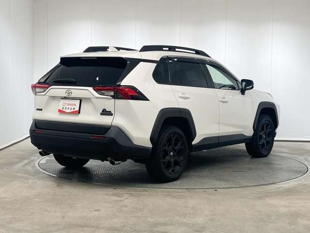 車両を直接ご覧になりたい方は、お気軽にネッツトヨタ福井までお問い合わせください。