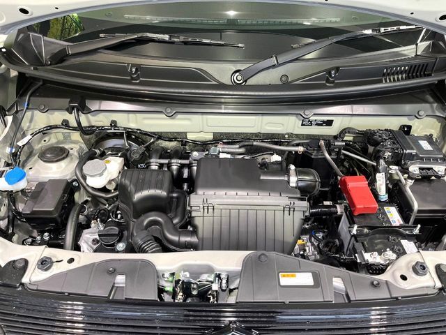 親切・丁寧な専門メカニックスタッフが応対！・車検・点検整備・事故等の修理などアフターサービスも安心。お車のカスタマイズもネクステージのサービススタッフまでご相談ください！