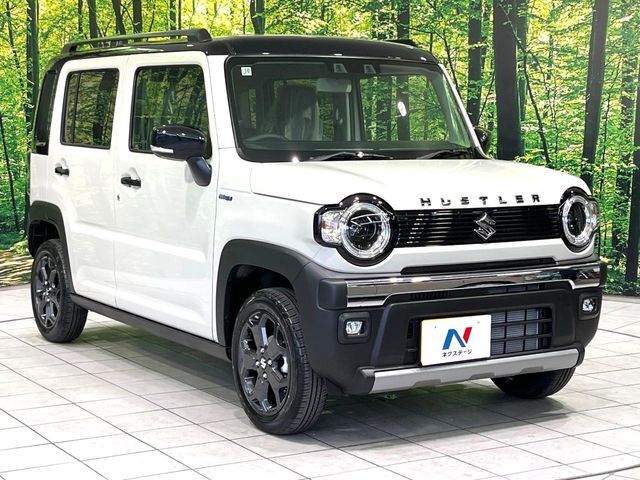 高透明度のガラス皮膜で撥水はもちろん、上質なツヤ・光沢を実現。紫外線や酸性雨から大切な愛車を保護し、色あせ・劣化を防止。「弾スプラッシュコート」、「弾プリミッサコート」からお選びいただけます。