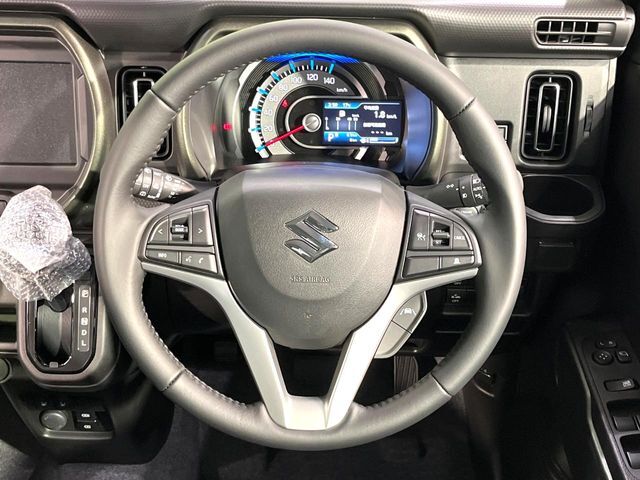 【純正革巻きステアリング】上質な革を使用することで、手にしっかり馴染みとても運転しやすいハンドルです♪