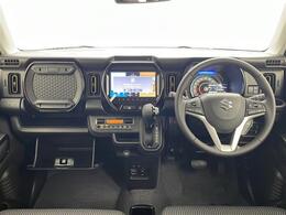 【インパネ全体】全方位で視界が広く、高い目線で運転もしやすいです！