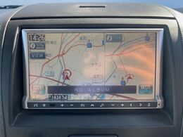 【ナビゲーション】使いやすいナビで目的地までしっかり案内してくれます。各種オーディオ再生機能も充実しており、お車の運転がさらに楽しくなります！！