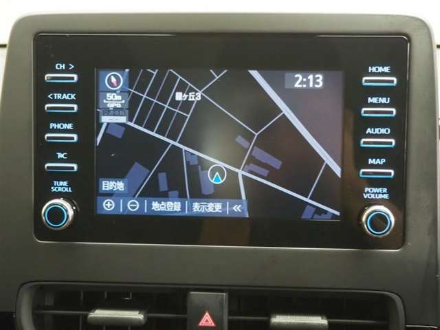 純正ナビです。これがあれば遠出して知らない道でも安心ですね。