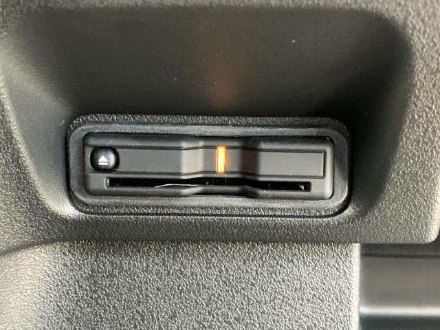 お車に合わせて無料保証以外にも、保証範囲、期間、距離を拡充させた有料保証もご用意しております！中古車の購入が初めてで不安・・・というお客様もご安心ください！