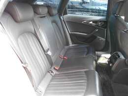 お車の状態説明から注文販売まで、責任をもってお引き受けいたします。カスタムから修理、タイヤ交換や事故修理塗装、保険まで、どんなことでもお気軽にどうぞ！