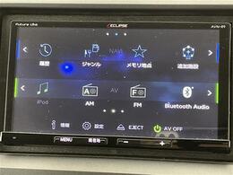 【Bluetooth】ナビゲーションと携帯電話/スマートフォンをBluetooth接続することができます。接続するとハンズフリーで使用することができるので、とても便利です！