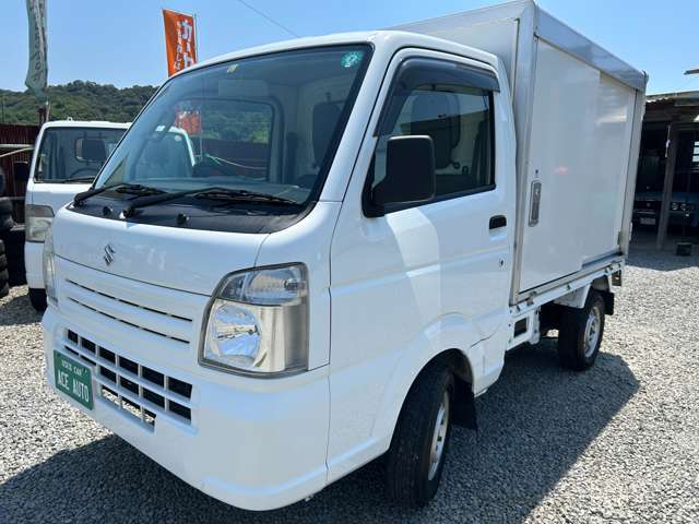 簡易保冷車です！！　走行103,900キロです！！