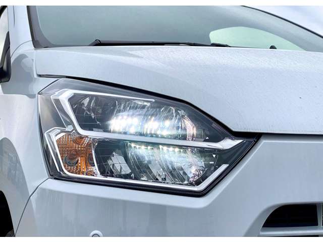 車検・整備・鈑金・購入サポート・カスタム・自動車保険・カスタム・ロードサービスのKCSで全ての悩みを窓口1つで解決！