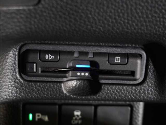 【ETC車載器】高速道路のご利用時にとても便利なETC車載器。セットアップ(費用別途)後にお渡ししとなります。