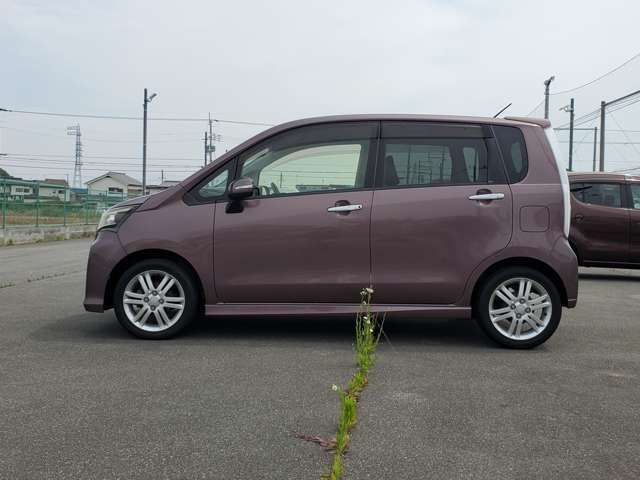 可愛いボディと広さを持ち合わせ、運転しやすく収納豊富な街乗り車です♪