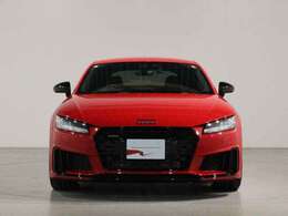 富山ICよりお車で約3分。国道41号線沿いに隣接し、ショッピングセンターアピタ南店様　正面にございます。Audi富山新車ショールーム・サービス工場も併設しております。